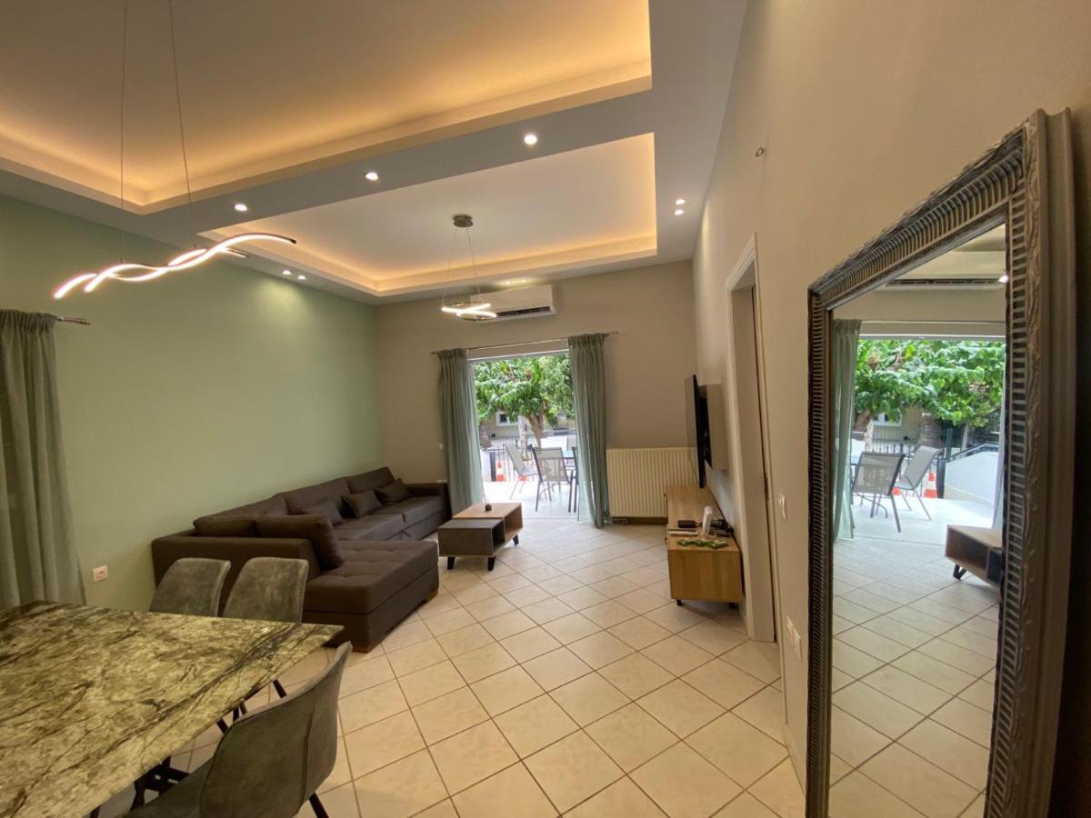 Comfortable Near To Metro Apartment