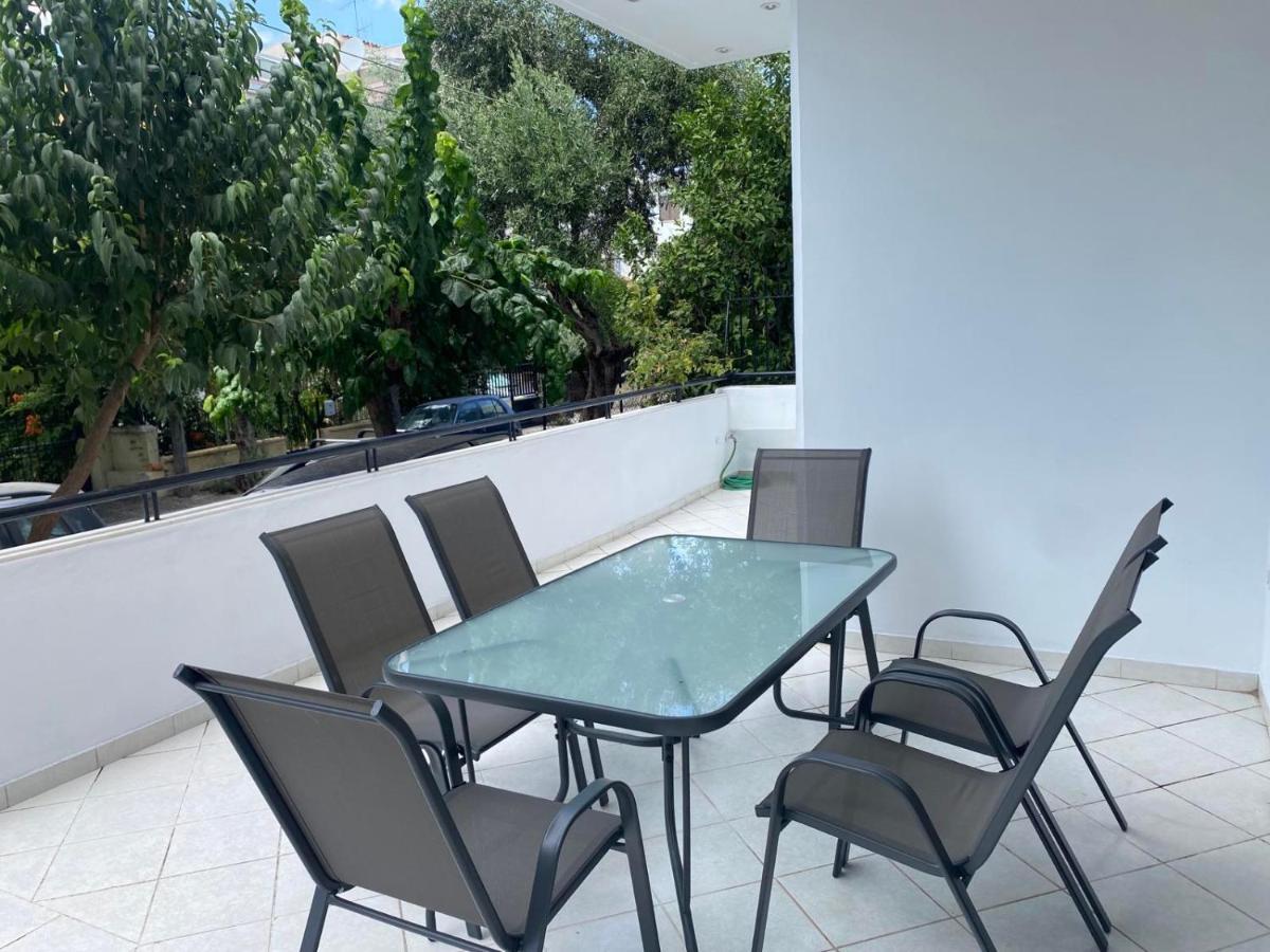 Comfortable Near To Metro Athens